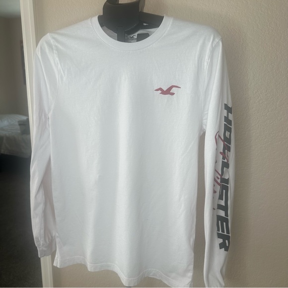 Hollister Men’s White Long Sleeve T-Shirt - Size Medium - Picture 2 of 6